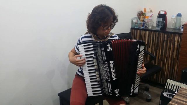 EJ play Manfrini 1 смотреть онлайн