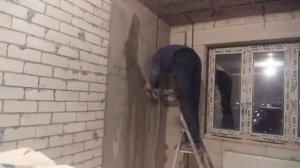 Выпиливание штробы в монолите