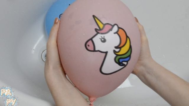 Учим цвета Лопаем шарики с водой Радужный единорог смотреть онлайн