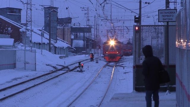 Электропоезд ЭД4М-0242 станция Можайск смотреть онлайн