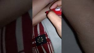 Девка на своей сестре пока та спит