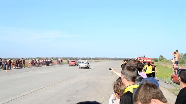 Ваз 2108 vs Ваз 2113 смотреть онлайн