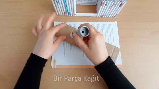 Kağıttan Çok Amaçlı Masaüstü Kalemlik Yapımı / Paper Decoratif Pen Holder - DIY смотреть онлайн