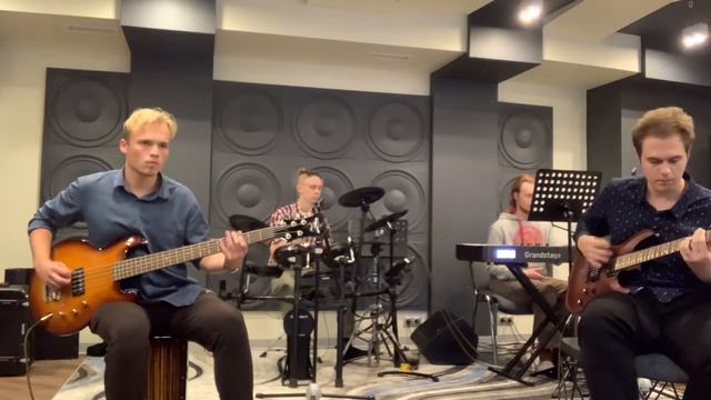 Произведение без названия смотреть онлайн