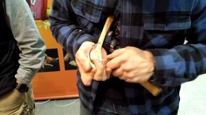 Вырезание ложки из берёзы топором ТАЙГА-0 или "Масяня" на выставке КЛИНОК