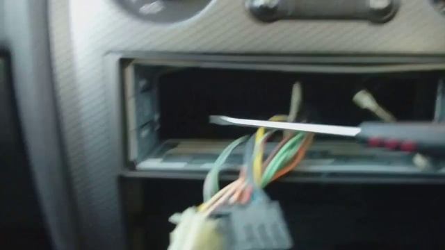 Renault Megan mk2 2002 onward how to remove & refit new radio,simple guide смотреть онлайн