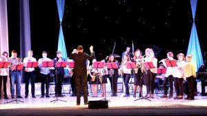 15. «Аттракцион смеха», обр А. Школяр. Исполняет духовой оркестр ДШИ