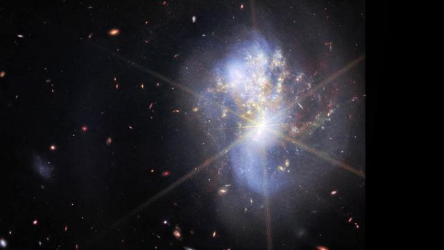 Телескоп NASA James Webb показал слияние галактик IC 1623