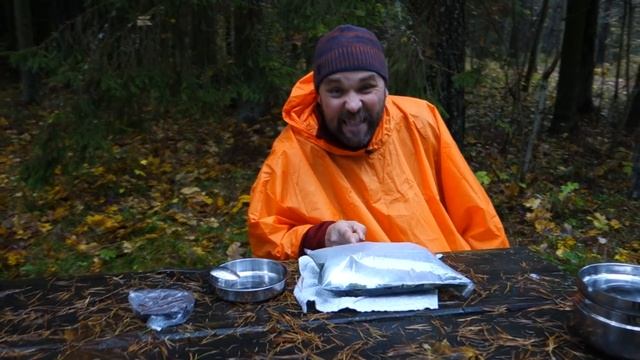 В поход без плитки: беспламенный нагреватель пищи и свинина с фасолью, консервы Кронидов