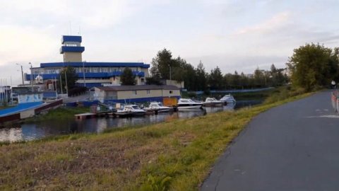 Река Волхов, новый причал)