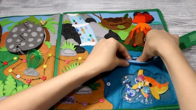 Игровой планшет "Мир Динозавров" - развивающая игра-бродилка из фетра для детей смотреть онлайн