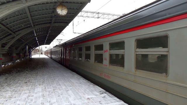 Электропоезд ЭД2Т-0006 сообщением "Куровская - Москва Казанский вокзал" смотреть онлайн