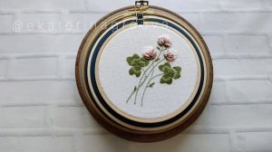 Вышитые панно в разной технике.