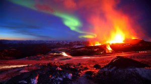 Вулкан на полуострове Рейкьянес в Исландии начал извергаться. 17.03.2024