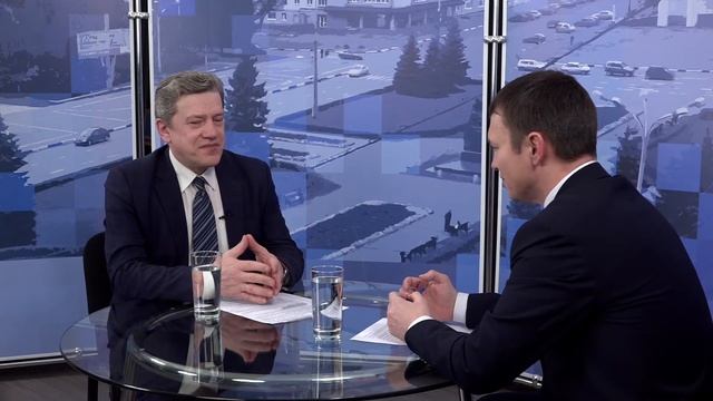 Факты в лицах. Гость -Игорь Юрлов,начальник управления образования Администрации города Нижний Таги смотреть онлайн