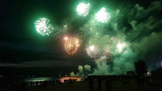 Праздничный салют в Самаре 2020, в честь 75 летия со дня победы