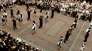 Флешмоб выпускников на 1 сентября (первый звонок)