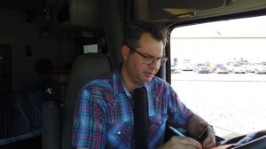 Дальнобойщик - единственная тяжелая работа для иммигрантов в США