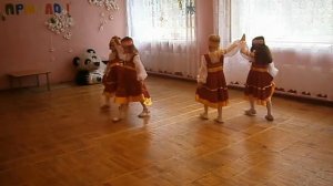 Танец: "Русские красавицы"