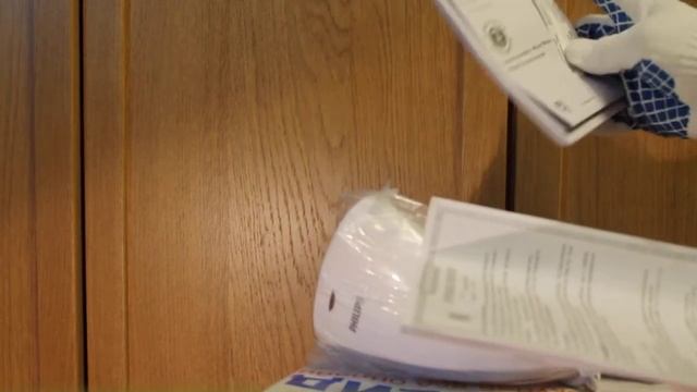 ОНЛАЙН ТРЕЙД.РУ  Отпариватель Philips GC 310/75, Код товара: 597224