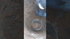 Колодец копаем с помощью отбойного молотка и волшебных слов