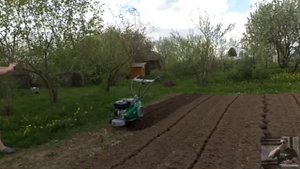 Caiman VARIO 60H TWK+ Работает под присмотром.