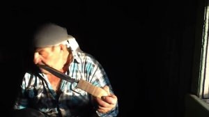 Насаживаем ручку из ольхового нароста на нож