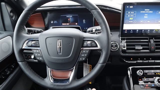 2023 Lincoln Navigator L: Better Than The Escalade? смотреть онлайн