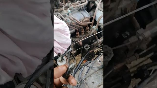 не хватает топлива исузу эльф 4HF1 смотреть онлайн