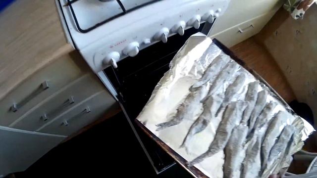 Хрустящая Мойва или Путасу в духовке! Crispy Capelin or Putasu in the oven! смотреть онлайн
