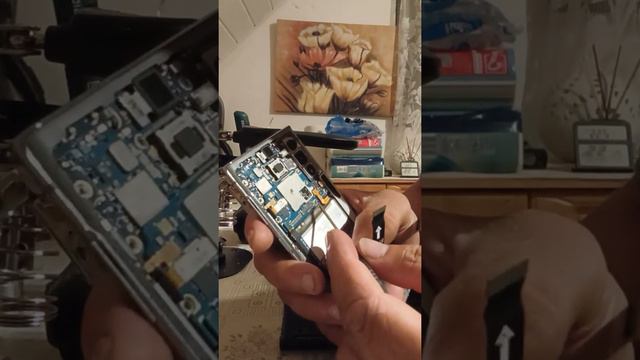 Telefon stricat in servis GSM..... смотреть онлайн