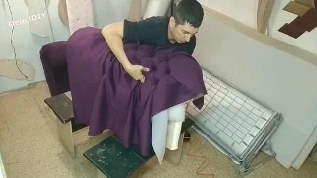 Диван раскладной с каретной стяжкой. Folding sofa . 折叠沙发与马车熨平板 . смотреть онлайн