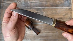 Нож для охоты из стали S390 в ламинате