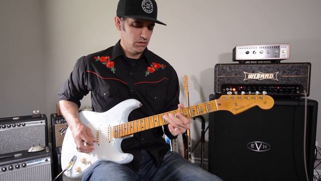 FENDER CUSTOM SHOP RELIC 1956 STRATOCASTER - LIMITED EDITION смотреть онлайн