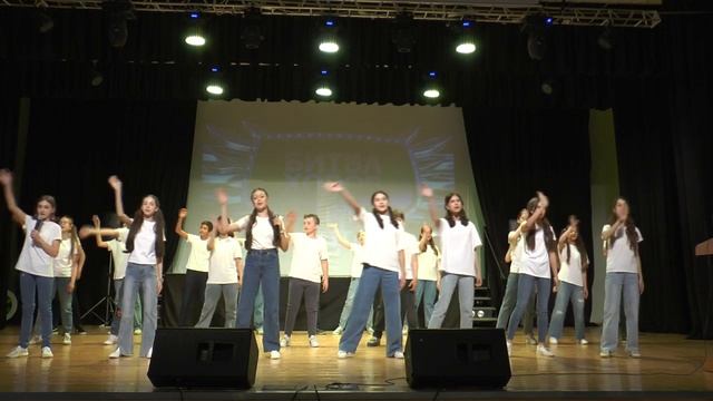 Прекра́сное далёко. Композитор Евгения Крылатова. Стихи Юрия Энтина. смотреть онлайн