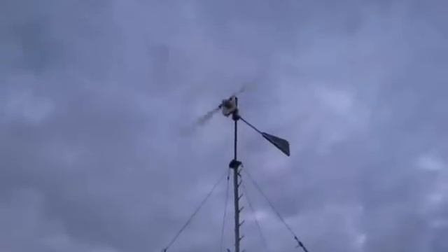 Запуск двухлопастного ветрогенератора