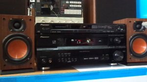 Pioneer VSX-516  /   Pioneer DV-300  /   Chario Piccolo