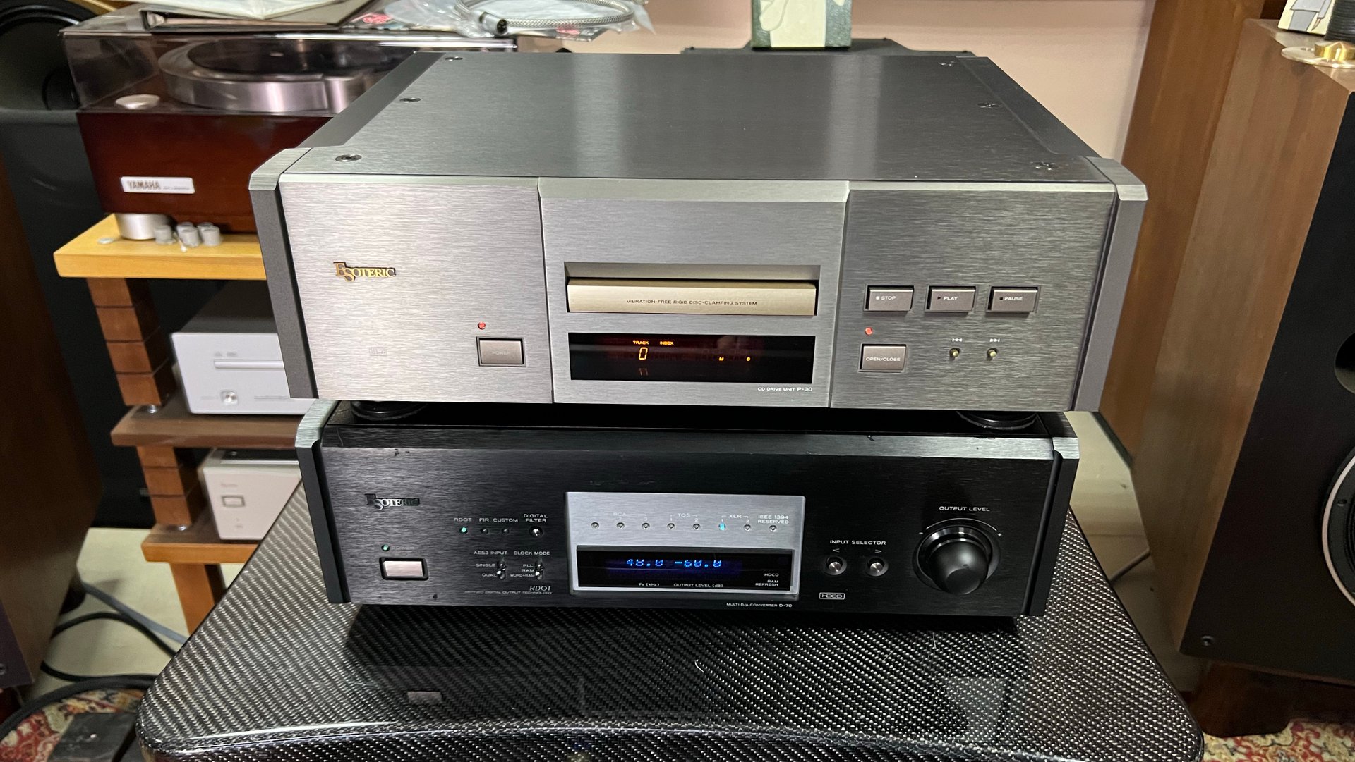 Esoteric d70 p30 vs p0 смотреть онлайн