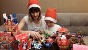 Подарки на новый год.? Распаковка сладких Новогодних Подарков из АТБ. ??