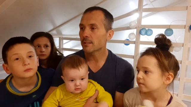 ОДИН КАМЕНЬ НА ДОРОГЕ - И ОН МОЙ) Папины истории ВЫПУСК#2 Vinograd Family - Виноградовы смотреть онлайн
