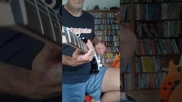 Green Day Nuclear Family On A 179.00 Squier Bullet Strat смотреть онлайн