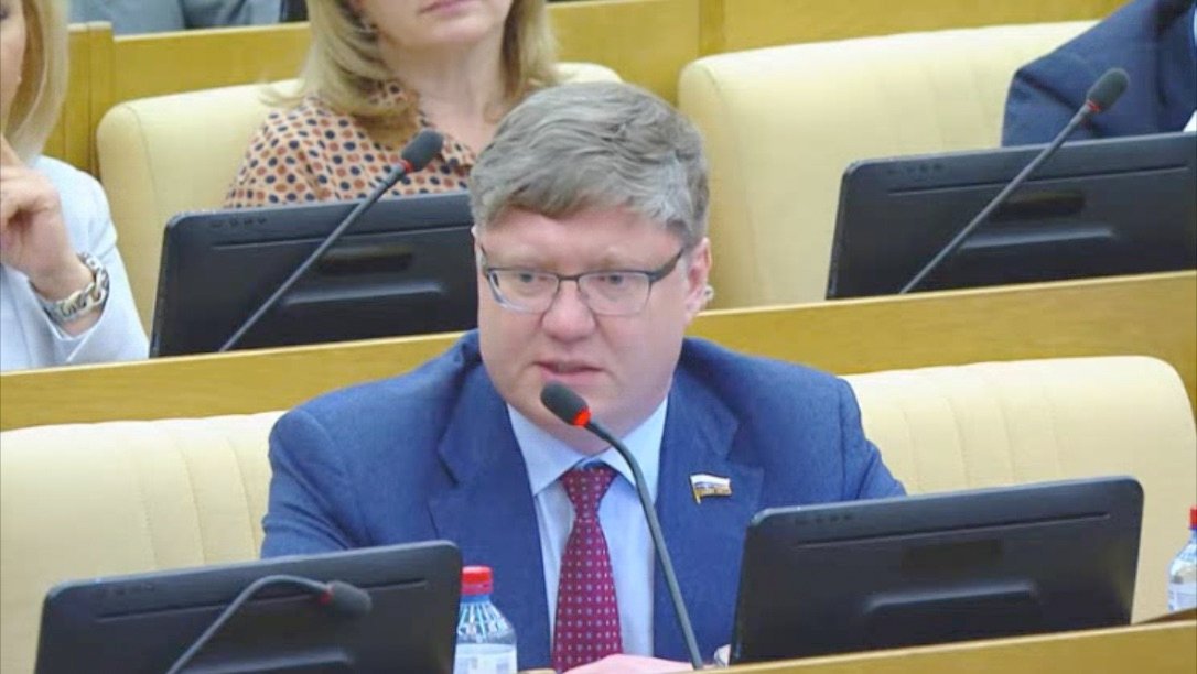 ЕР ОБРАТИЛА ВНИМАНИЕ МИНТРУДА НА ВАЖНОСТЬ ПОДДЕРЖКИ ГРАЖДАН, ПЕРЕЕЗЖАЮЩИХ К НОВОМУ МЕСТУ РАБОТЫ