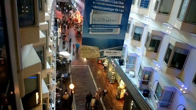 катаемся на стеклянном лифте парома Silja Line