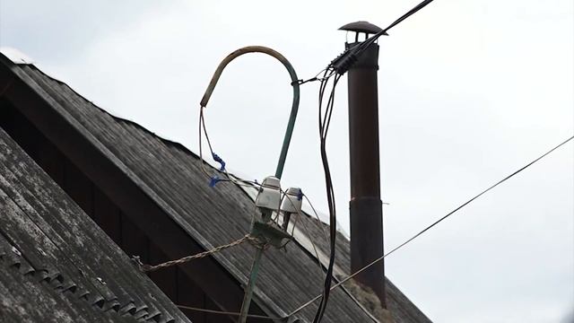 Ветер и гроза стали причиной аварийного отключения электроэнергии в области смотреть онлайн