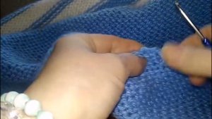 Как заправлять прятать нитки из толстой пряжи