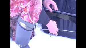 Передвижная палатка для зимней рыбалки на пластиковых санях