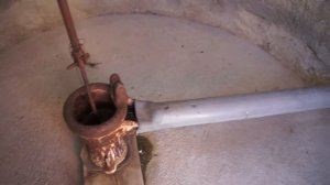 Узнайте, как работает ветряная мельница для выкачивания воды! Крит.