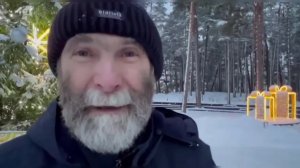 Привет из города Саулкрасты! Место встречи - под ёлкой...