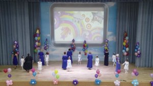 "Танец учителей с учениками"