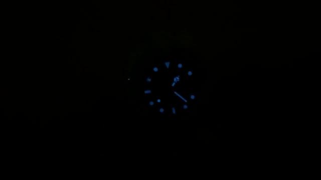 Люминофор на часах Parnis | Ночной тест подсветки часов смотреть онлайн